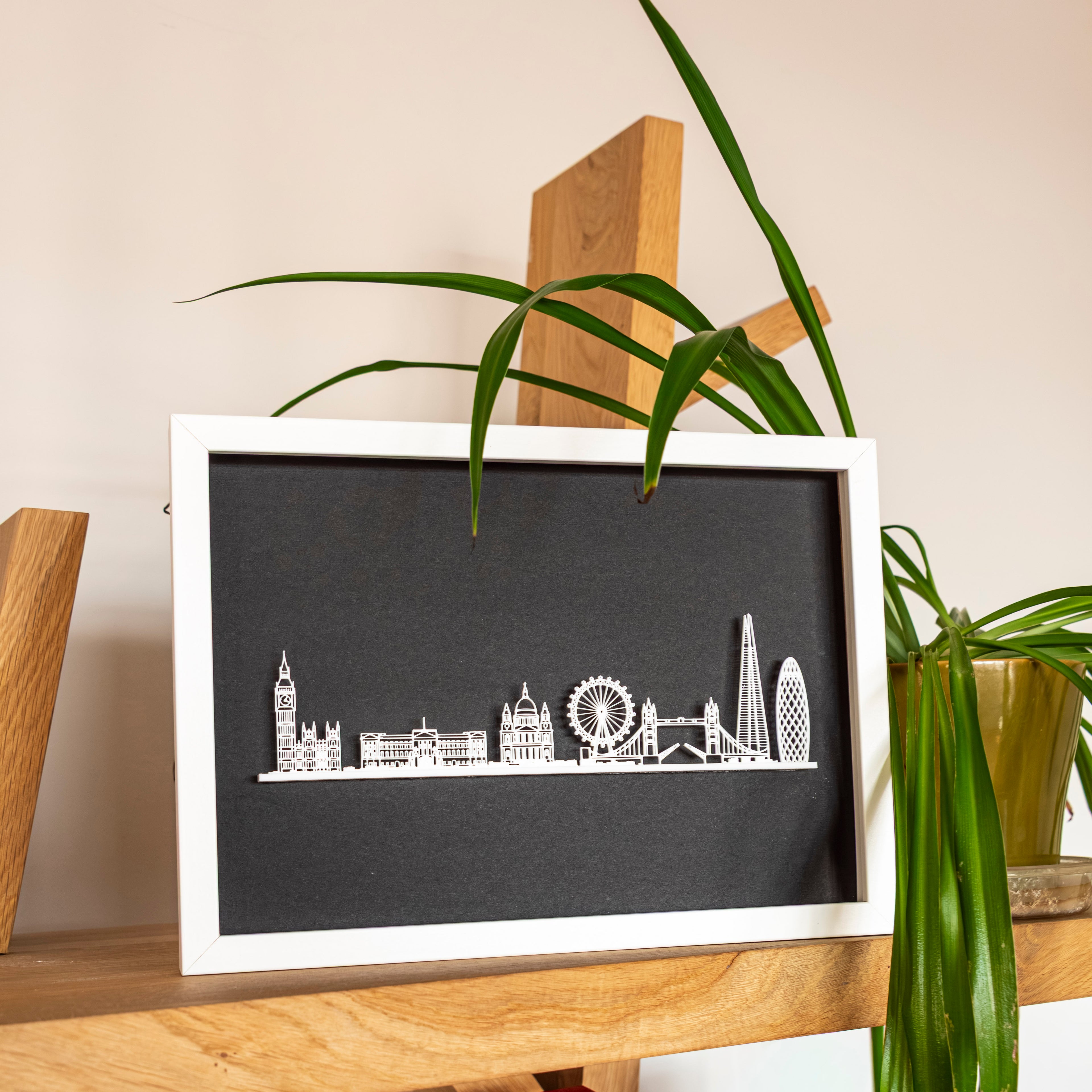 Icons London - Black